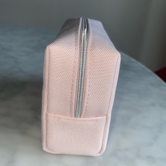 ✨SOLD✨ NIB Authentic Dior cosmetics bag/pouch - Picture 7 of 12